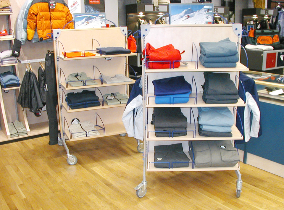 Helly Hansen - vybavení obchodu, design obchodu