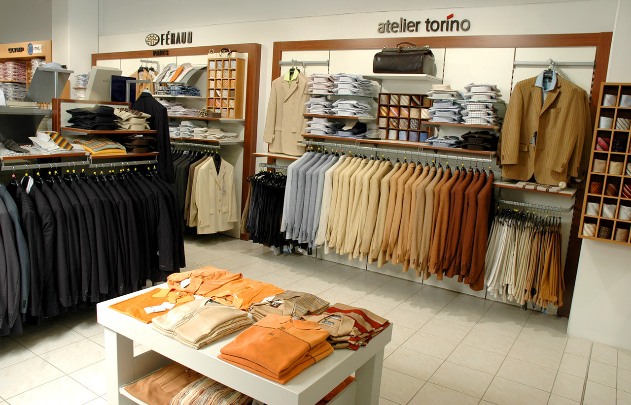 Dům značkové módy - vybavení obchodu, design obchodu