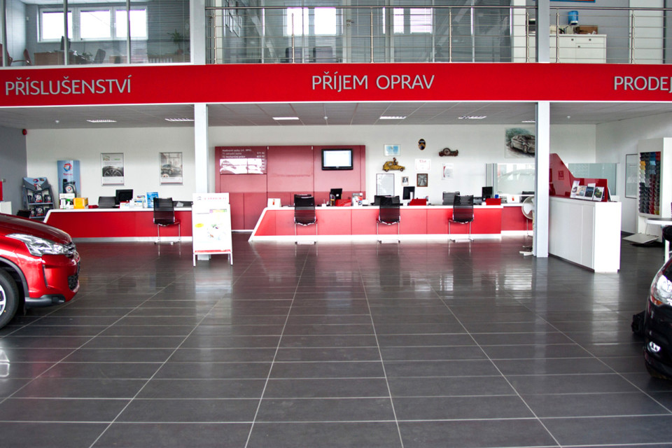 Citroën show room design - vybavení obchodu, design obchodu