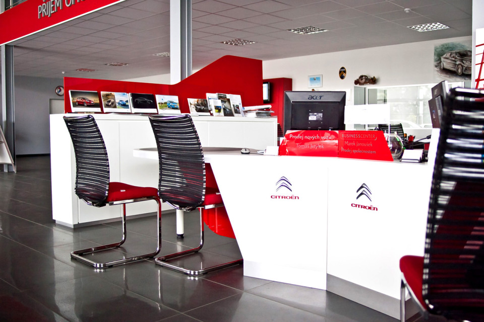 Citroën show room design - vybavení obchodu, design obchodu