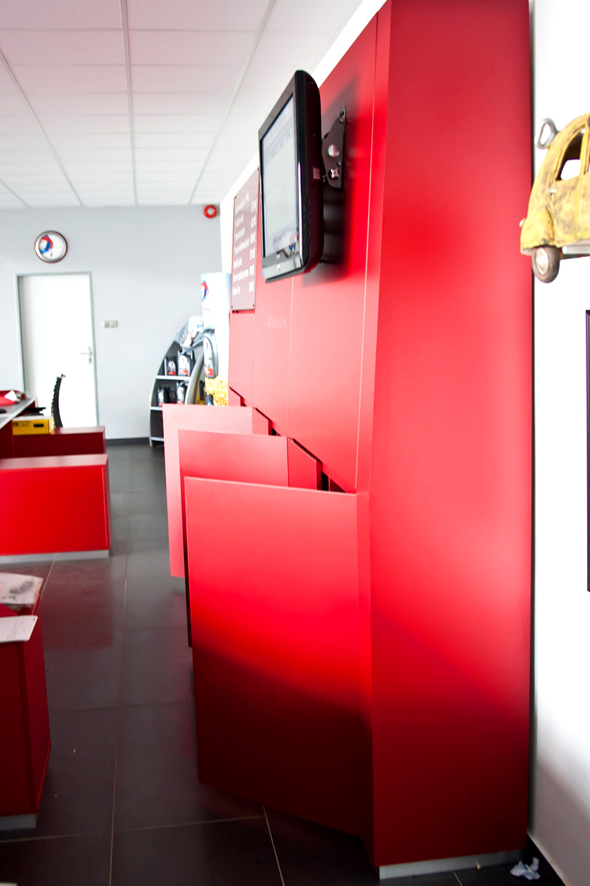 Citroën show room design - vybavení obchodu, design obchodu