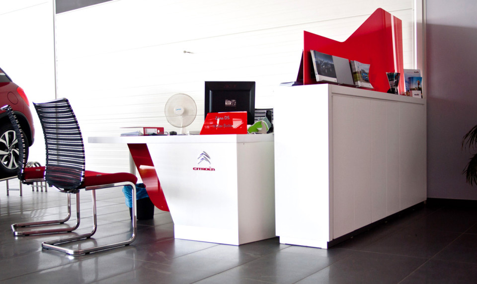Citroën show room design - vybavení obchodu, design obchodu