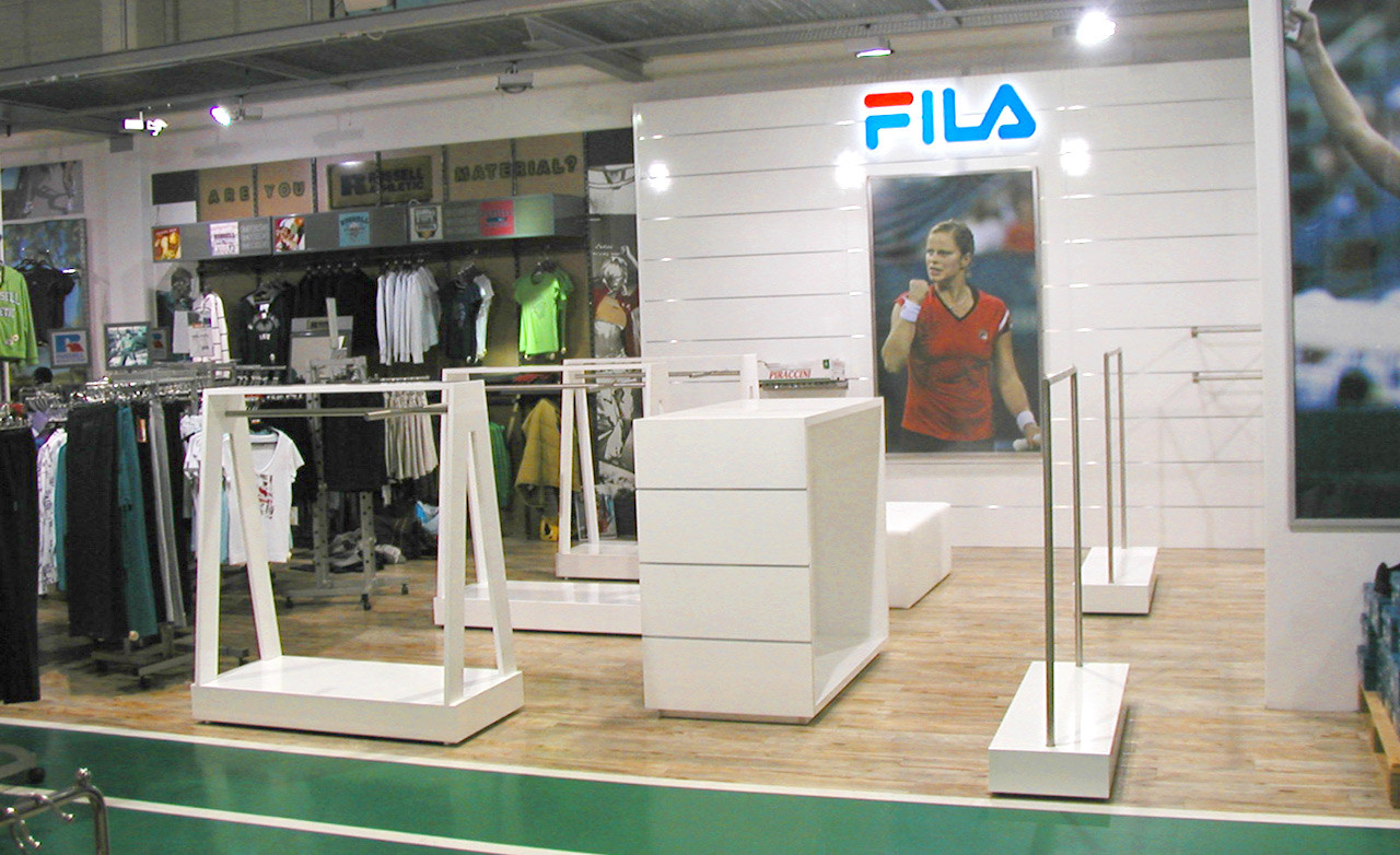 FILA - vybavení obchodu, design obchodu