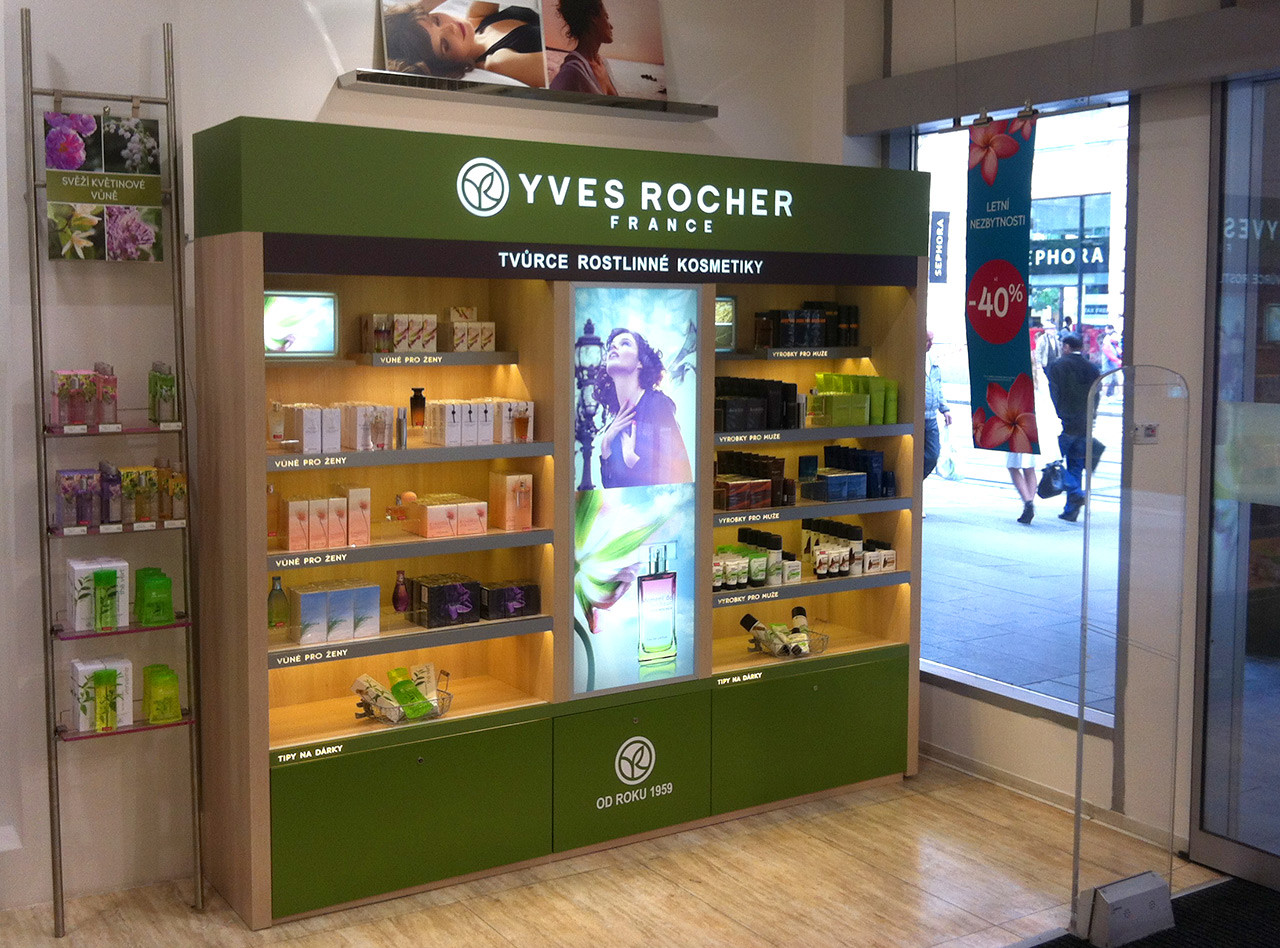 YVES ROCHER - vybavení obchodu, design obchodu